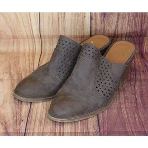 Maurices 108752 Bailey 8.5 M Brown Slip on Clogs Shoes Women's